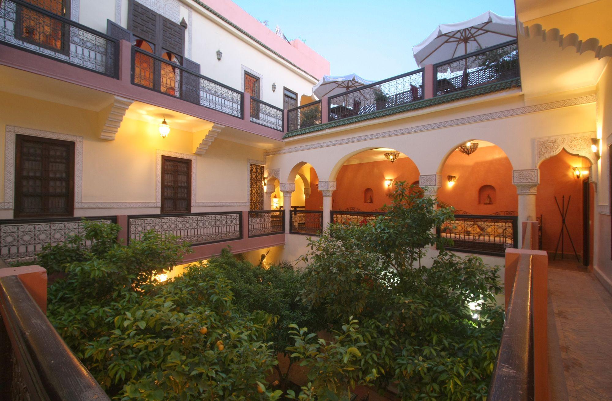 ไรแอด สิดิ อายุบ Hotel มาร์ราเกช ภายนอก รูปภาพ