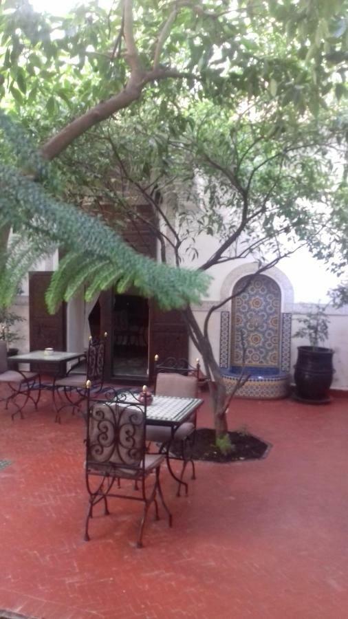 ไรแอด สิดิ อายุบ Hotel มาร์ราเกช ภายนอก รูปภาพ